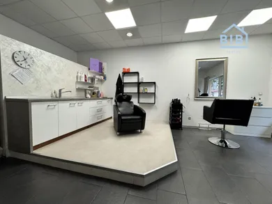 Na prenájom objekt, 30 m², Piešťany, Teplická