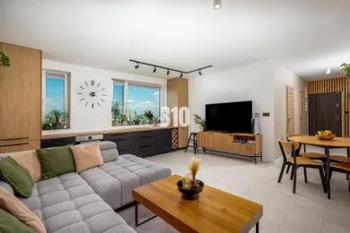 Mieszkania na sprzedaż, 3-pokojowe, Nitra · €209 990