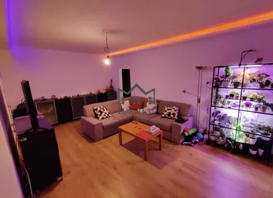 Byty na prenájom 3-izbový, Bratislava-Nové Mesto · €830