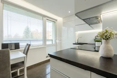 Na predaj 3-izbový byt, 69 m², Žilina, Ústecká
