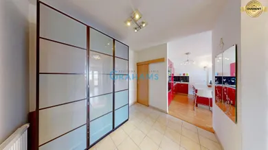 Na predaj 2-izbový byt, 53 m², Hamuliakovo, Družstevná
