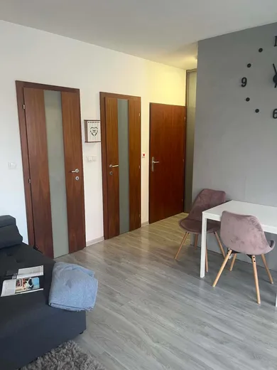 Na predaj 2-izbový byt, 56 m², Stupava, Dlhá