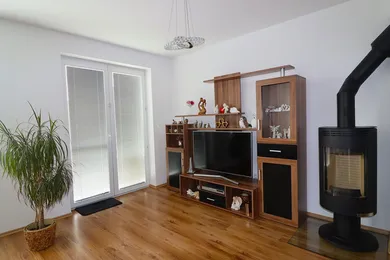 Na predaj dom, 105 m², Piešťany, K lodenici