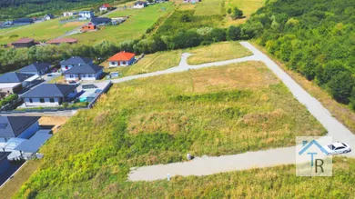 Na predaj pozemok, 927 m², Fintice, Sadová