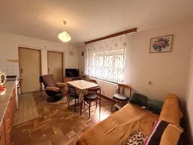 Na predaj dom, Stará Turá