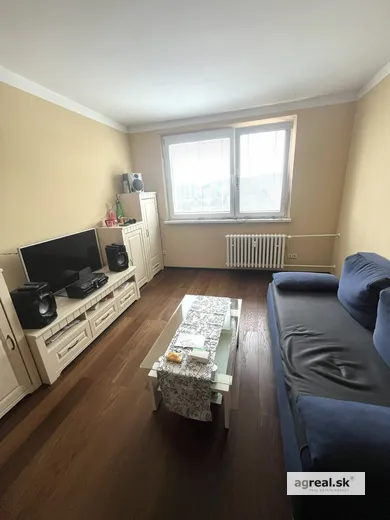 Квартири в оренду, 1-кімнатні, Bratislava-Dúbravka · €630