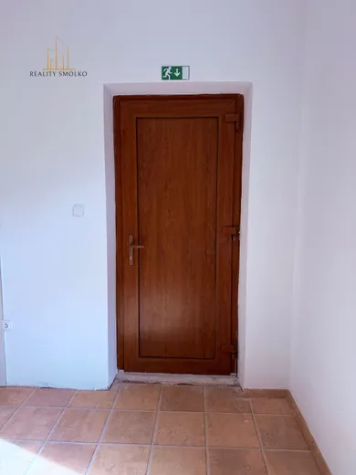 Na prenájom objekt, 17 m², Prešov, Hlavná