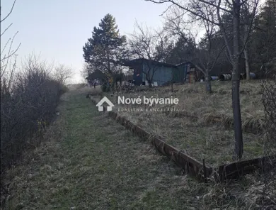 Działki na sprzedaż, Žilina · €37 000