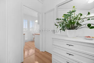 Na predaj 2-izbový byt, 60 m², Trnava, Ulica Zavarská
