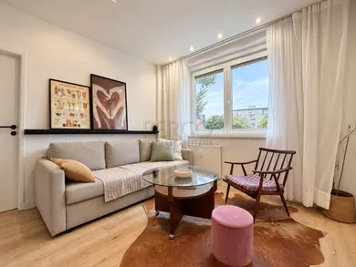 Na prenájom 2-izbový byt, 69 m², Bratislava-Staré Mesto, Záhradnícka