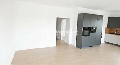 Na predaj 2-izbový byt, 66 m², Nové Zámky, Andovská