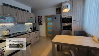 Na predaj 3-izbový byt, 76 m², Skalica, Dr. Clementisa