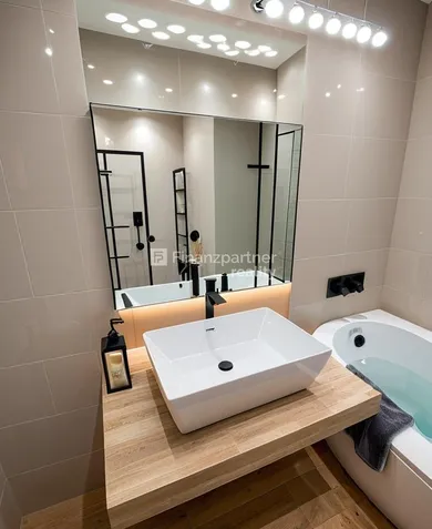 Na predaj 3-izbový byt, 71 m², Nové Mesto nad Váhom