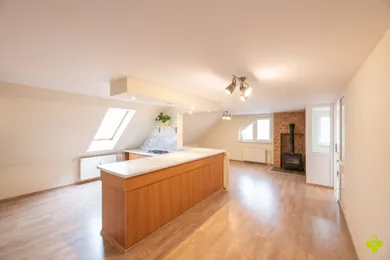 Na prenájom 4-izbový byt, 335 m², Prievidza, Kukučínova