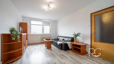 Na prenájom 1-izbový byt, 36 m², Bratislava-Petržalka