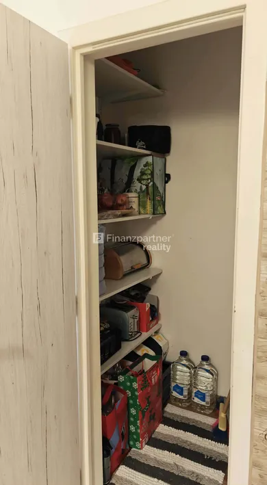 Na predaj 2-izbový byt, 64 m², Nitra