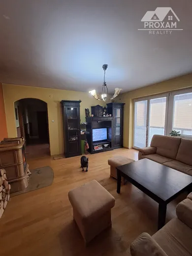 Na predaj 3-izbový byt, 89 m², Čachtice