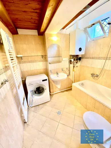 Na prenájom 1-izbový byt, 40 m², Košice-Staré Mesto, Kováčska