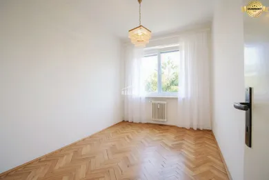 Na predaj 3-izbový byt, 58 m², Považská Bystrica, I. Krasku