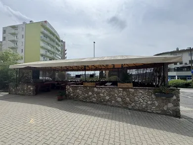 Na predaj komerčné v Bratislava-Karlova Ves · €350 000 · Novostavba