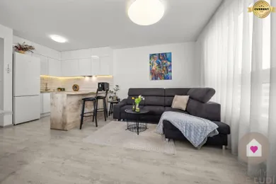 Apartments for sale, 3-room in Bratislava-Ružinov · €335,000