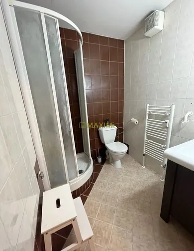 Na predaj 2-izbový byt, 40 m², Bratislava-Ružinov, Bajkalská