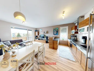 Mieszkania na sprzedaż, 3-pokojowe, Trenčín · €206 000