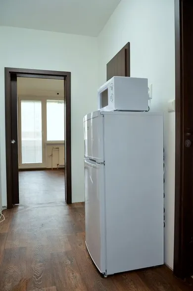 Na prenájom 1-izbový byt, 33 m², Bratislava-Petržalka, Lachova