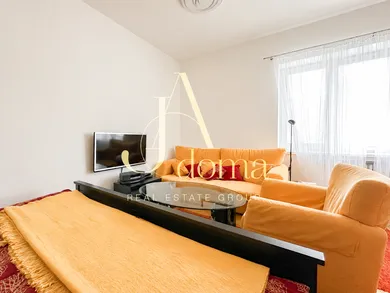 Na prenájom byt v Bratislava-Staré Mesto · €550 · Čiastočná rekonštrukcia