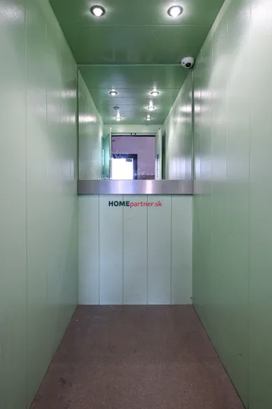 Na predaj 3-izbový byt, 72 m², Bratislava-Petržalka, Jasovská