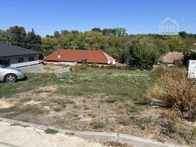 Na predaj pozemok, 568 m², Merašice