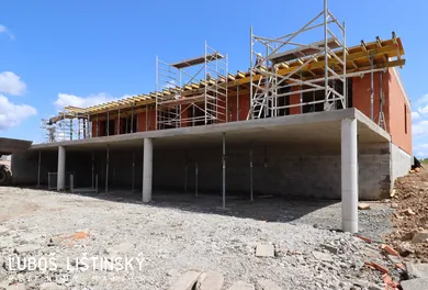 Na predaj 4-izbový byt, 117 m², Veľká Lomnica, Smreková