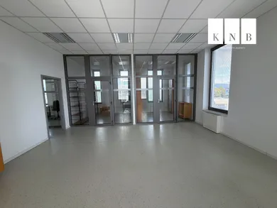 Na prenájom komerčné, 1 m², Bratislava-Nové Mesto, Ľubochnianska