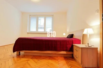 Квартиры в аренду, 3-комнатные, Žilina · €850