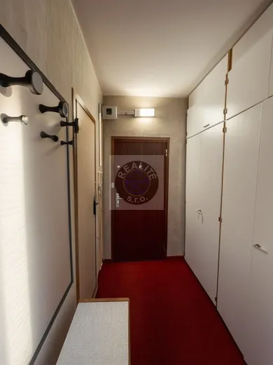 Na predaj 2-izbový byt, 51 m², Bratislava-Dúbravka, Saratovská