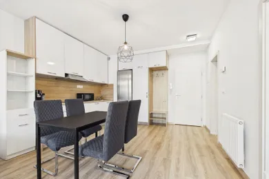 Na predaj 2-izbový byt, 54 m², Bratislava-Devínska Nová Ves, Bystrická