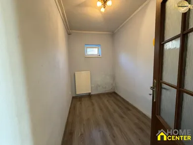 Na predaj 4-izbový dom, 134 m², Černík