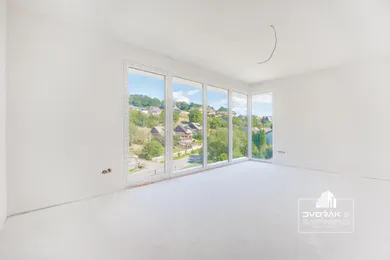 Na predaj dom, 172 m², Banská Bystrica