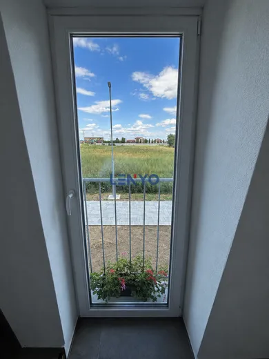 Na predaj 2-izbový byt, 35 m², Dlhá nad Váhom