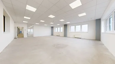 Na prenájom objekt, 390 m², Trnava