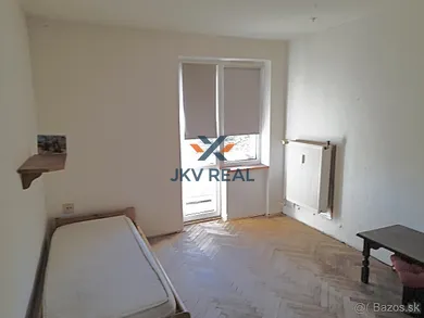 Na prenájom 2-izbový byt, 55 m², Poprad, Okružná