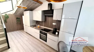 Domy na sprzedaż, Komárno · €280 000