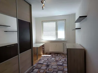 Na prenájom 2-izbový byt, 49 m², Brezno