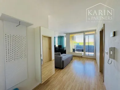 Na predaj 2-izbový byt, 62 m², Bratislava-Devínska Nová Ves