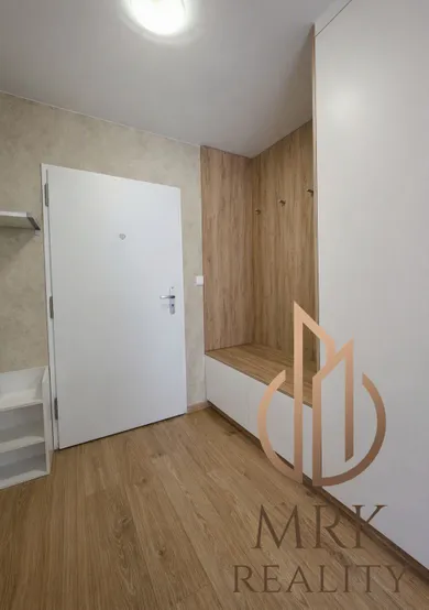 Na predaj 3-izbový byt, 74 m², Bratislava-Dúbravka, Polianky