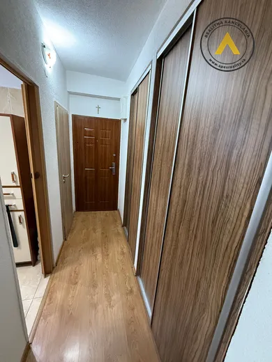 Na predaj 2-izbový byt, 60 m², Hlohovec, Hlohová