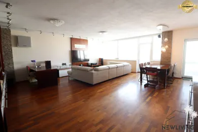 Na predaj 4-izbový byt, 164 m², Piešťany, Nálepkova