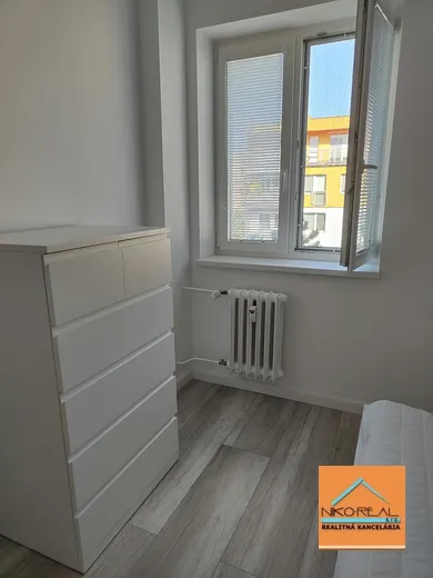 Na prenájom 3-izbový byt, 60 m², Bratislava-Ružinov, Muškátová