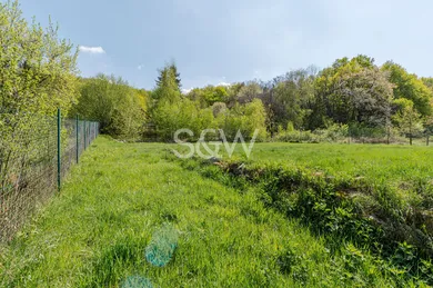 Na predaj pozemok, 150 m², Bratislava-Dúbravka