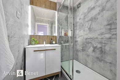 Na predaj 3-izbový byt, 74 m², Bratislava-Ružinov, Banšelova